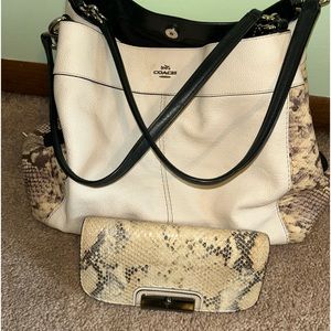 Coach purse and wallet